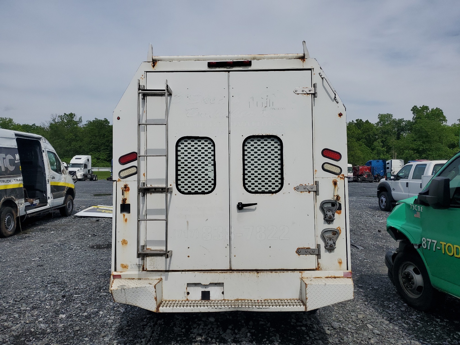 1FDSE35L39DA88834 2009 Ford Econoline E350 Super Duty Cutaway Van