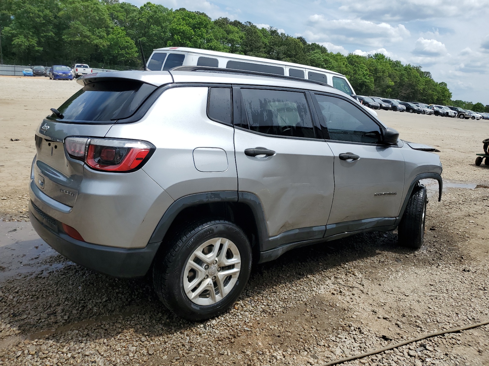 2018 Jeep Compass Sport vin: 3C4NJCAB1JT215041