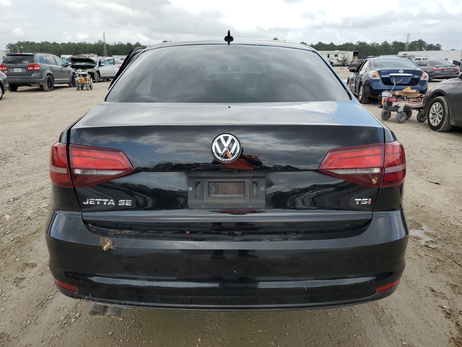 3VWD67AJ8GM314872 2016 Volkswagen Jetta Se