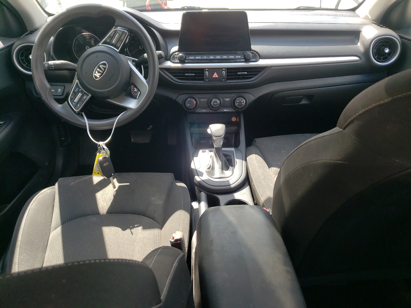 3KPF24AD8ME331256 2021 Kia Forte Fe