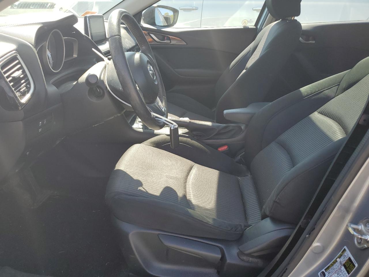2014 Mazda 3 - Image 7