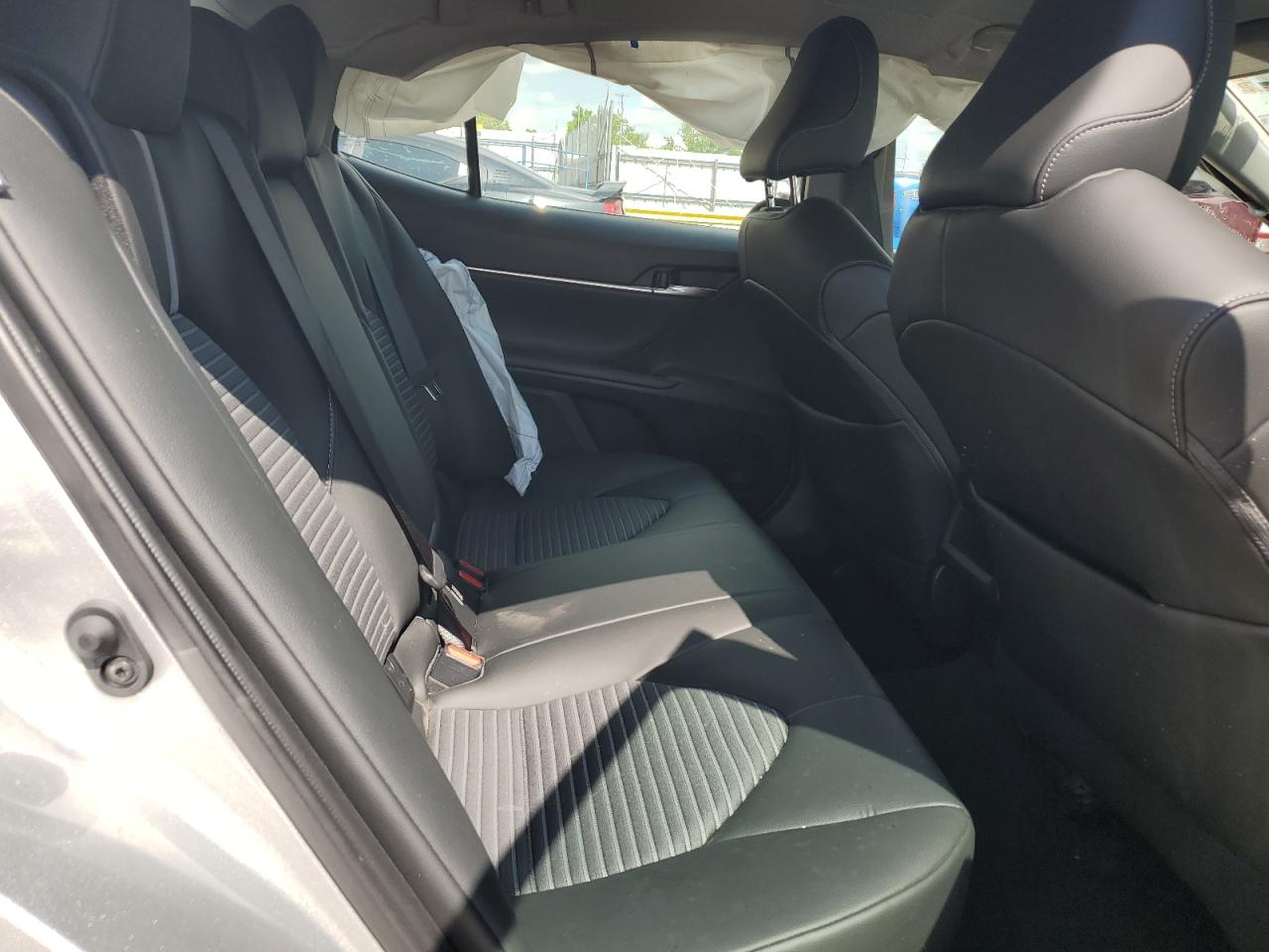 2021 Toyota Camry Se VIN: 4T1G11AK3MU404938 Lot: 55827494