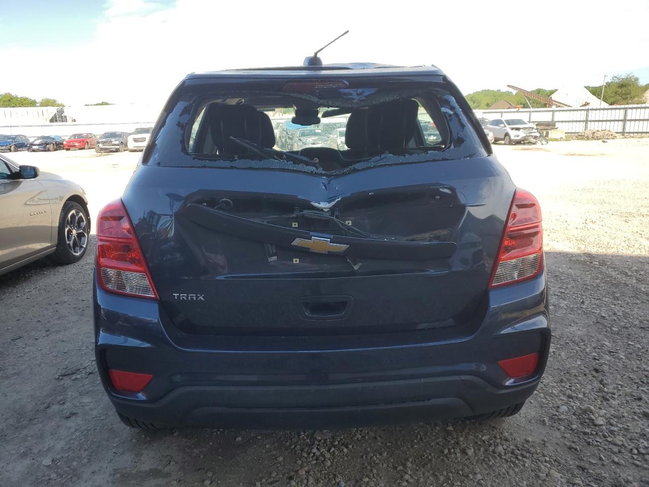 2018 Chevrolet Trax Ls VIN: 3GNCJKSB1JL190469 Lot: 53795774