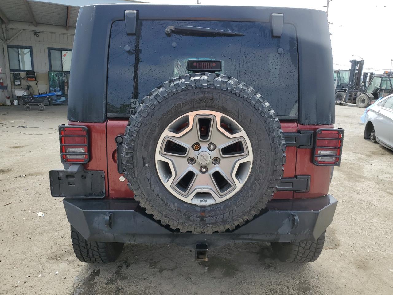 2007 Jeep Wrangler X VIN: 1J4GA39137L222432 Lot: 56754654