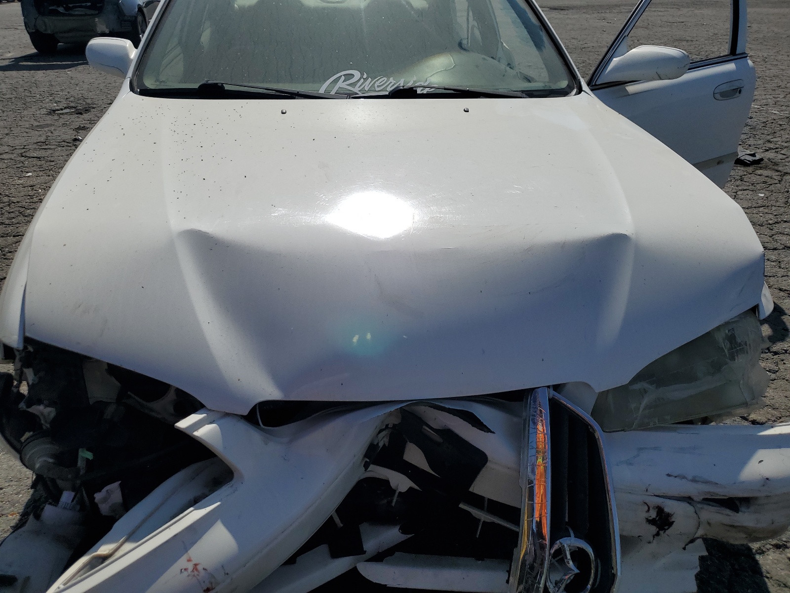 1YVGF22C225279581 2002 Mazda 626 Lx