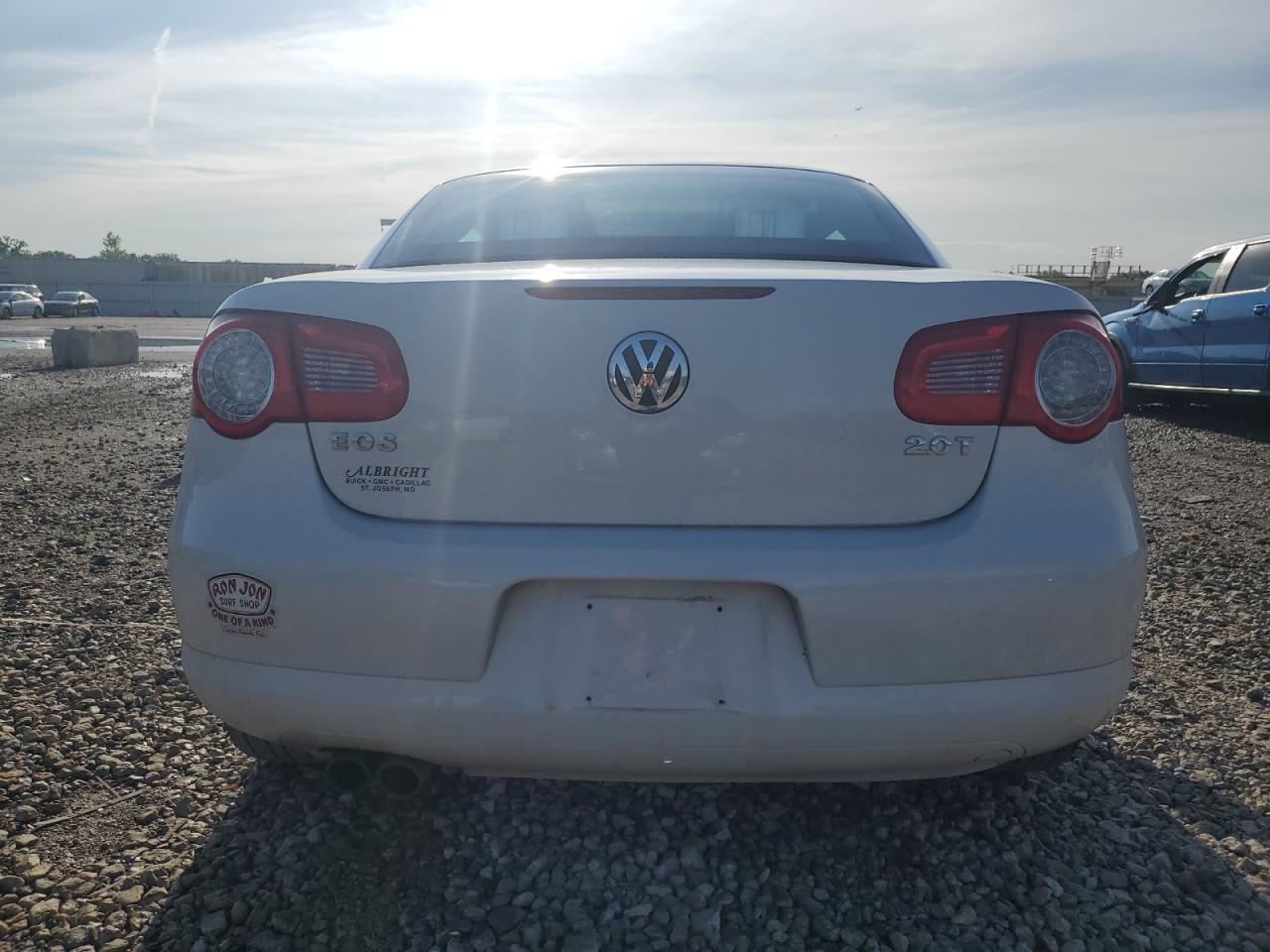 2011 Volkswagen Eos Komfort VIN: WVWBW7AH2BV002455 Lot: 55526944