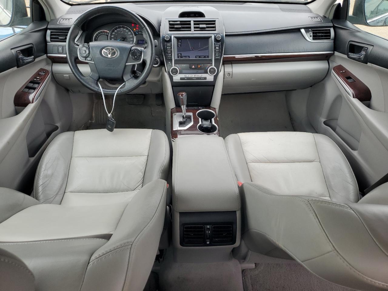 2012 Toyota Camry - Image 8