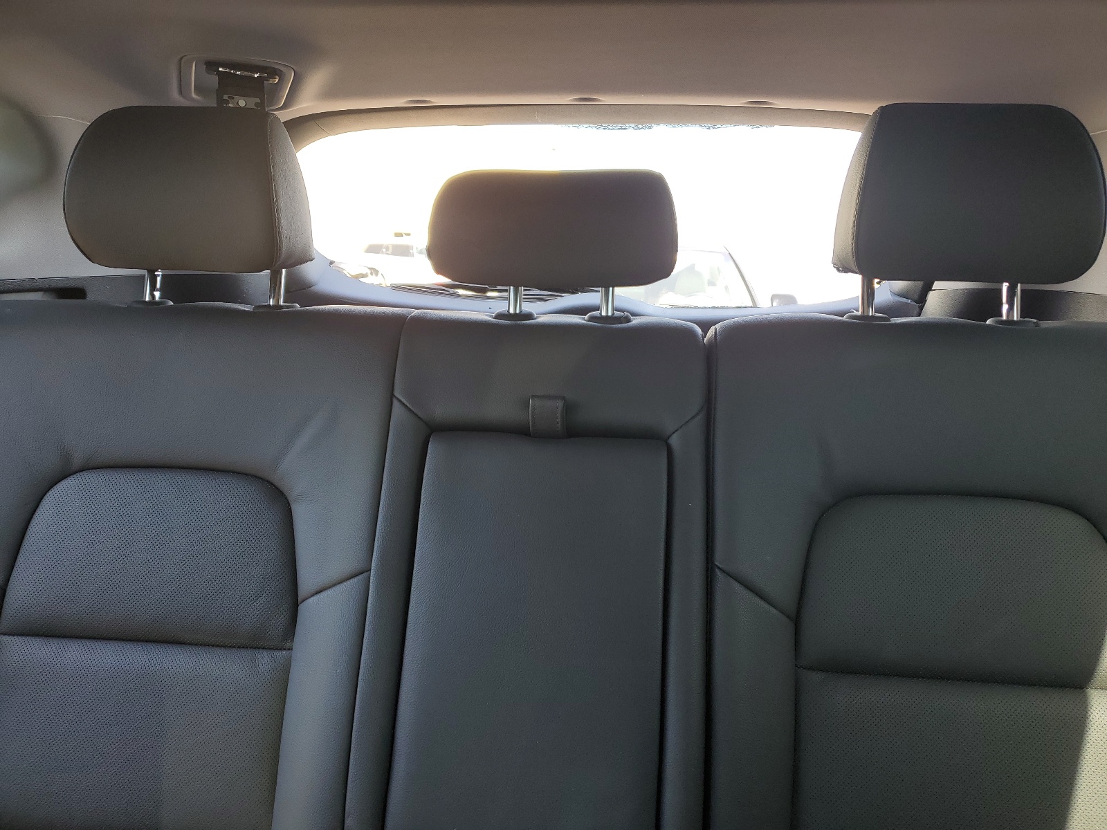 KM8J3CA29JU799781 2018 Hyundai Tucson Value