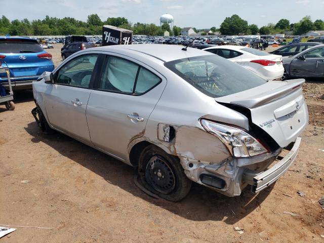  NISSAN VERSA 2019 Серебристый