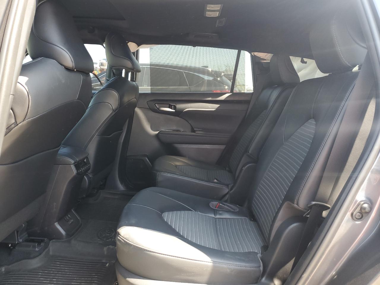 2022 Toyota Highlander Xse VIN: 5TDLZRAHXNS134269 Lot: 54260634