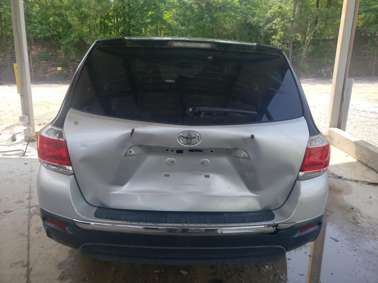 5TDZA3EH2DS035548 2013 Toyota Highlander Base