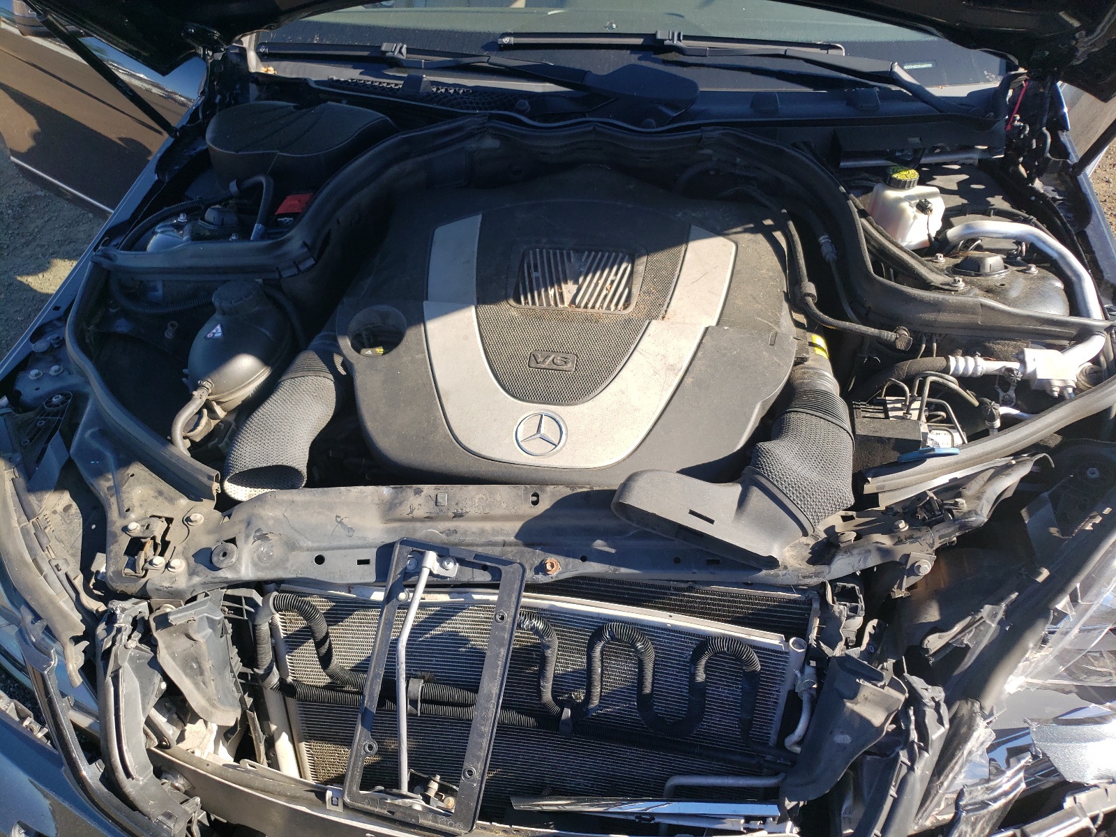 WDDGF8BB3CA689952 2012 Mercedes-Benz C 300 4Matic