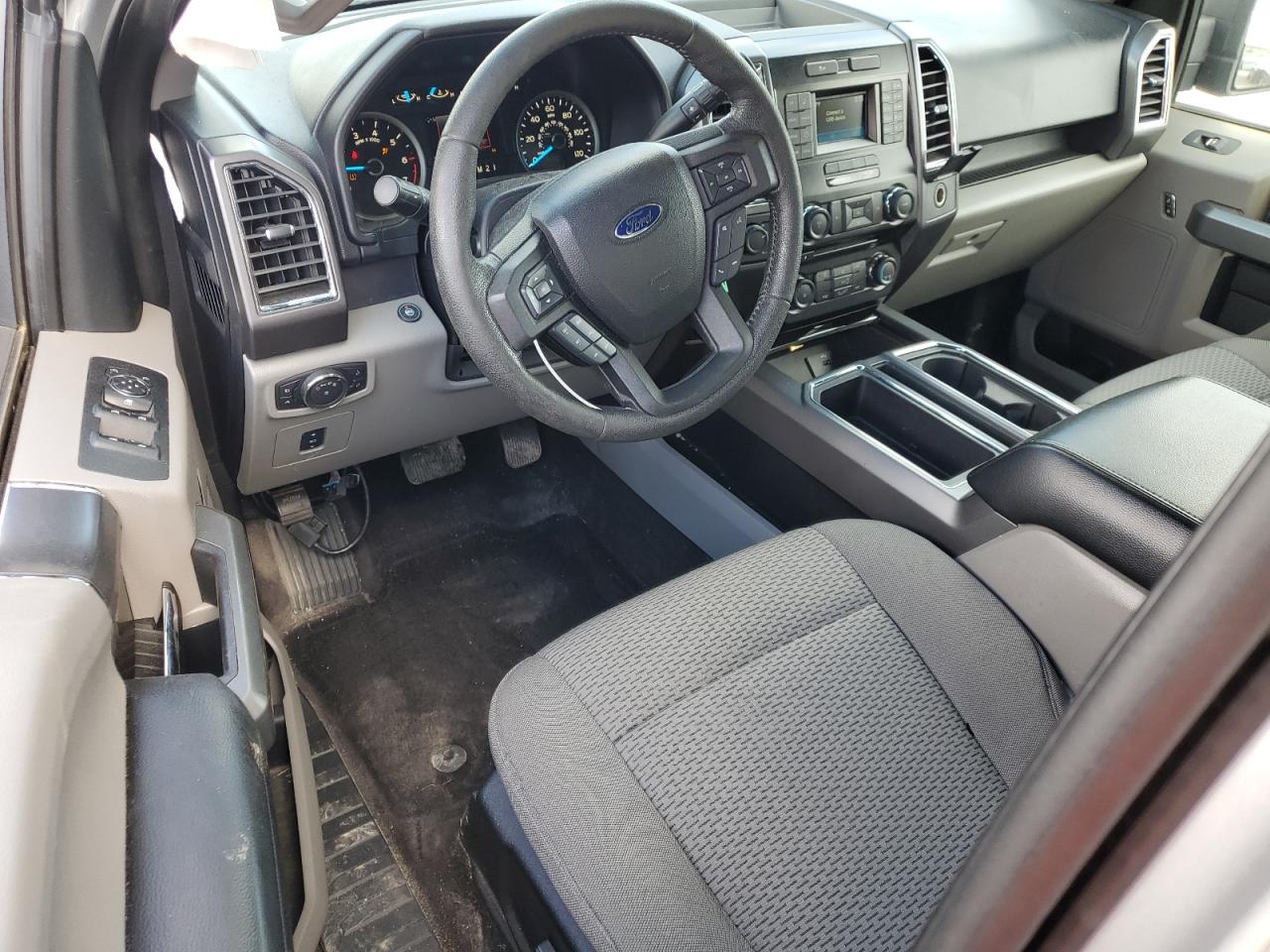 2016 Ford F150 Super Cab VIN: 1FTFX1EF2GKE81084 Lot: 54331454