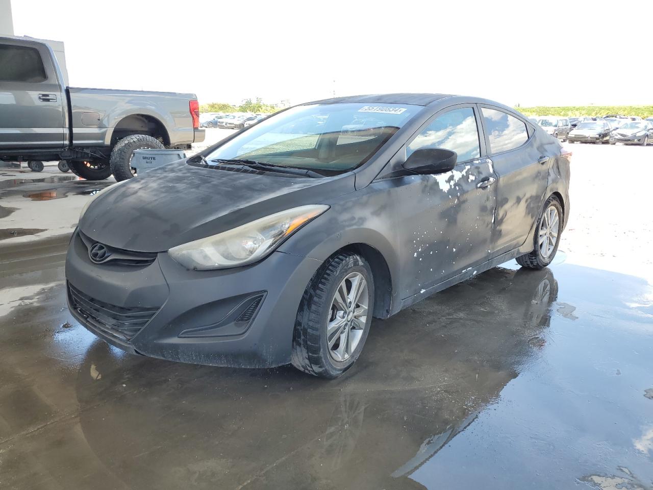 VIN 5NPDH4AE4FH555606 2015 HYUNDAI ELANTRA no.1