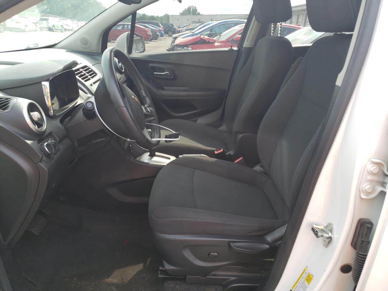 2016 Chevrolet Trax Ls VIN: KL7CJKSB2GB505540 Lot: 52967364