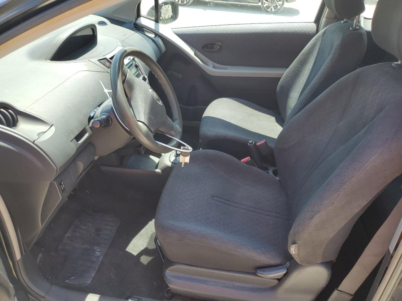 2009 Toyota Yaris - Image 7