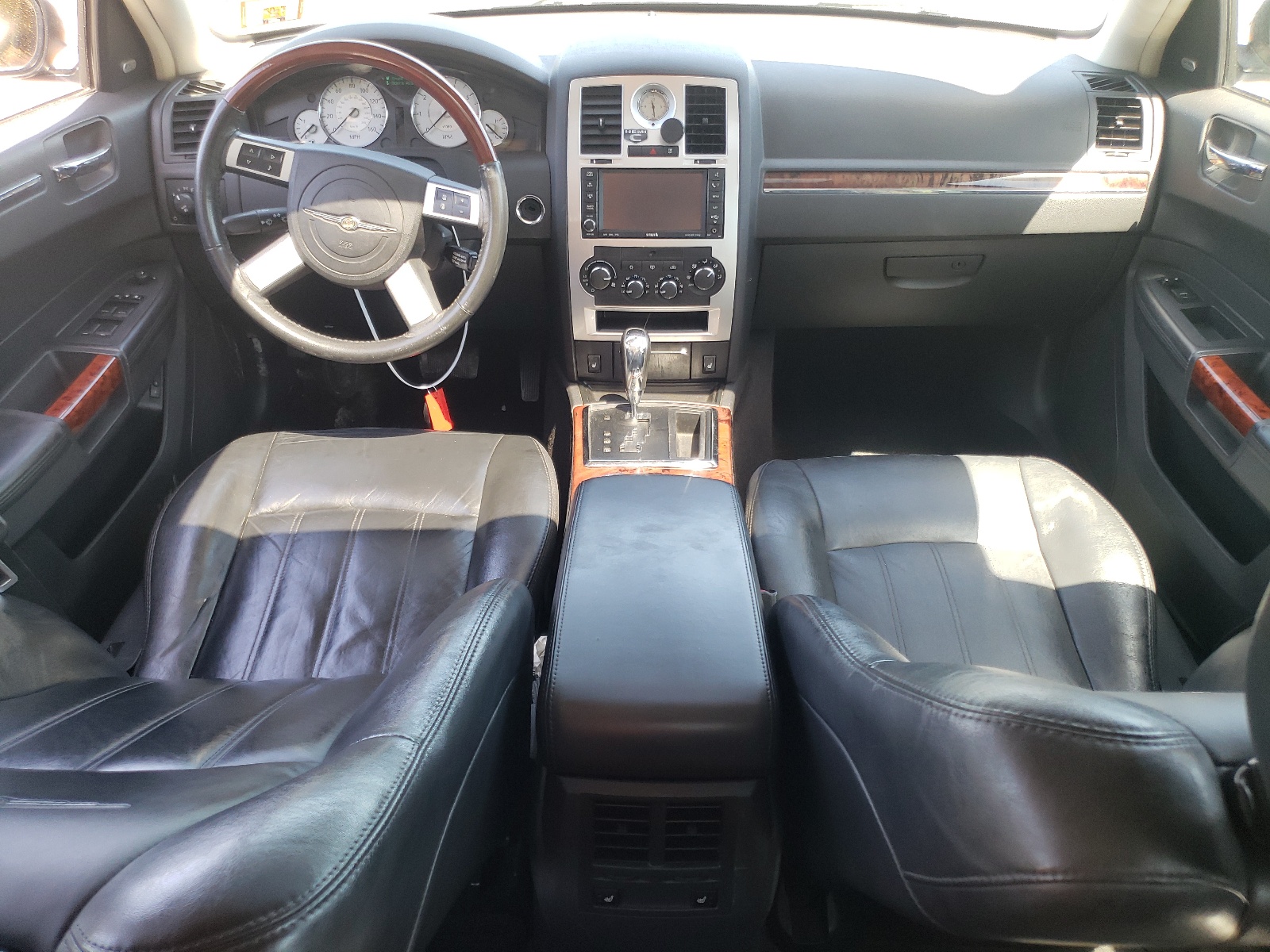 2C3LA63TX9H600492 2009 Chrysler 300C