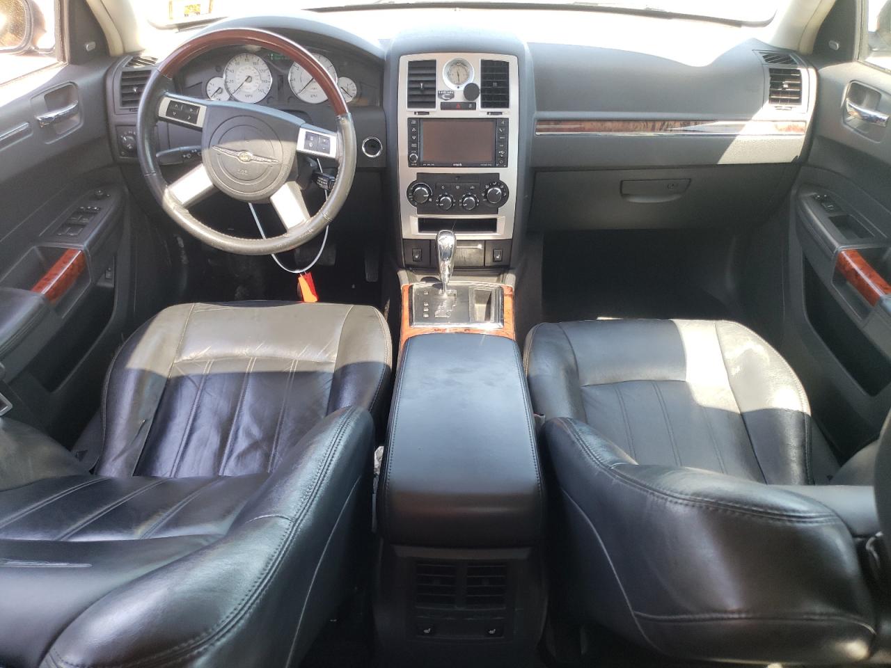 2009 Chrysler 300C VIN: 2C3LA63TX9H600492 Lot: 56342414