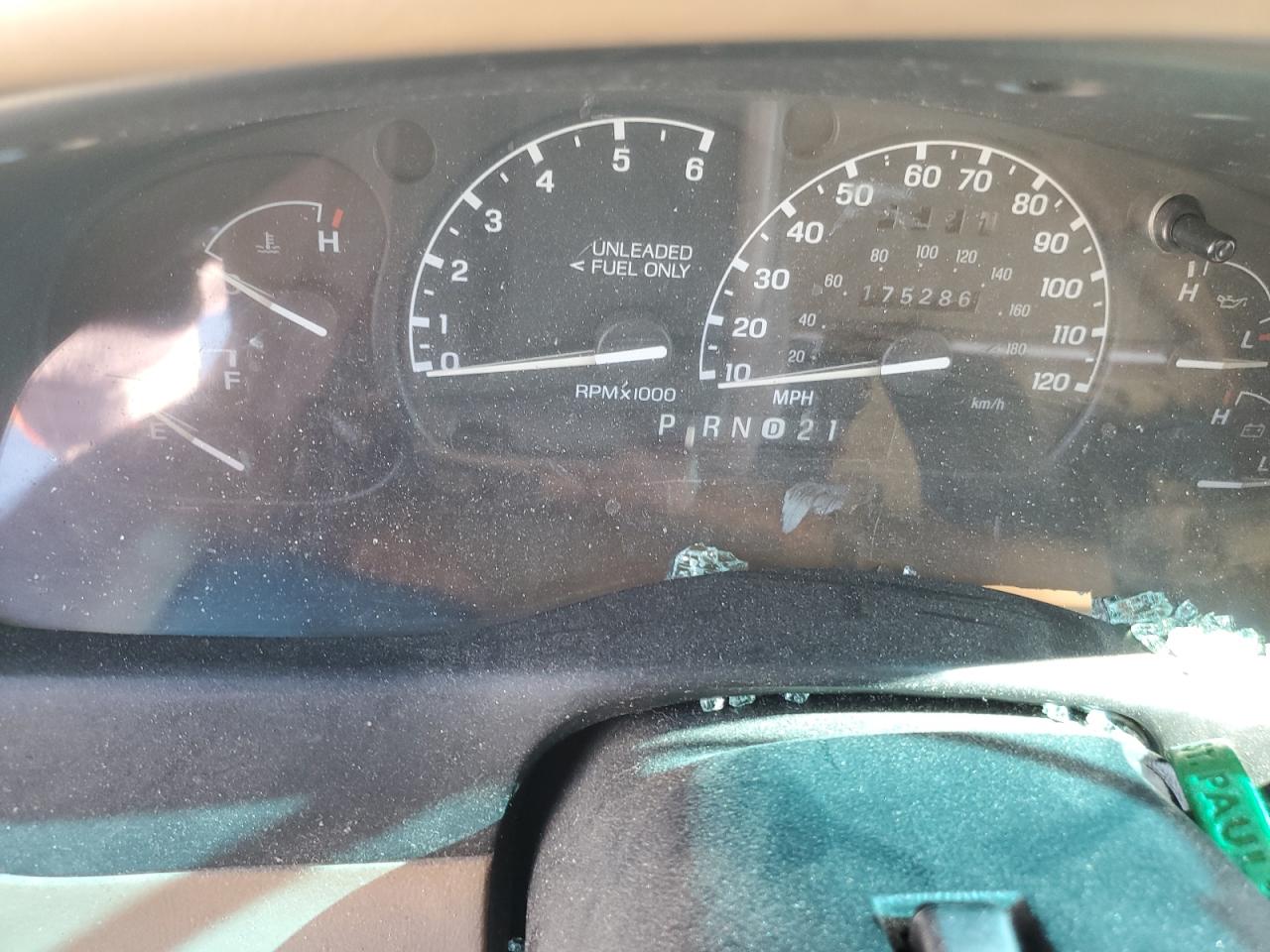 1996 Ford Explorer VIN: 1FMDU32X9TUD66999 Lot: 55616474