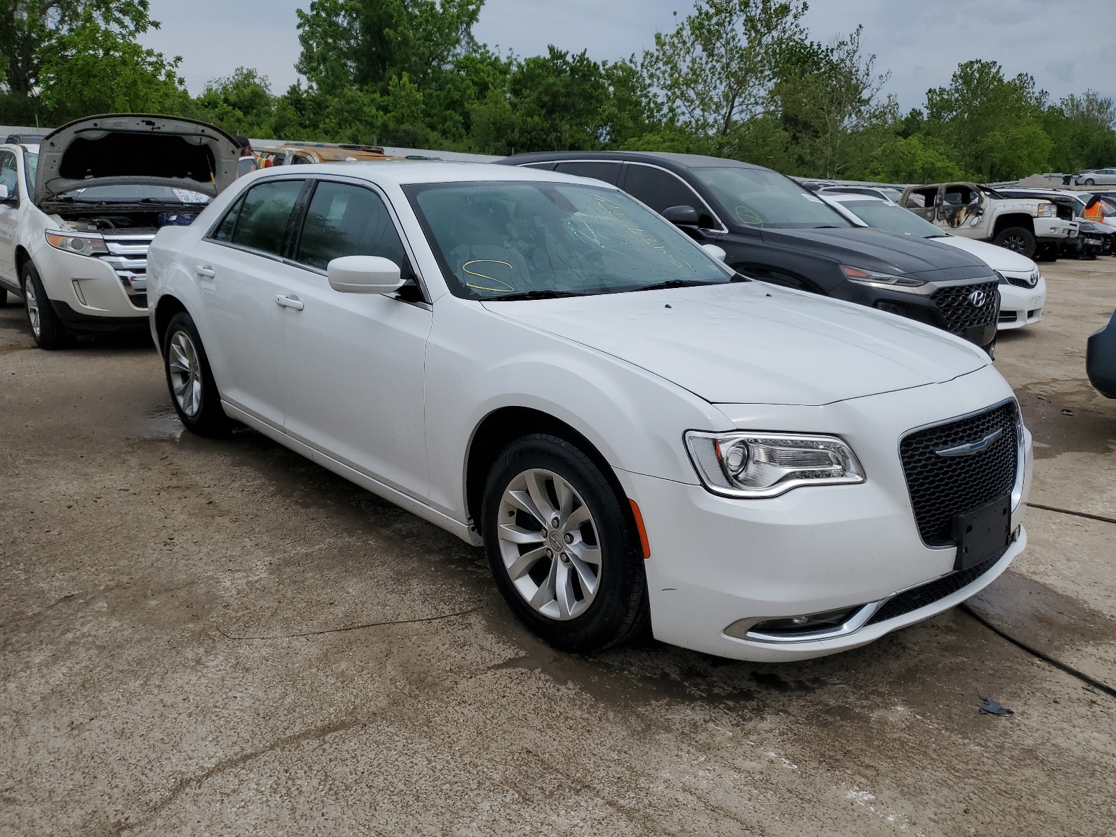 2015 Chrysler 300 Limited vin: 2C3CCAAG5FH769379