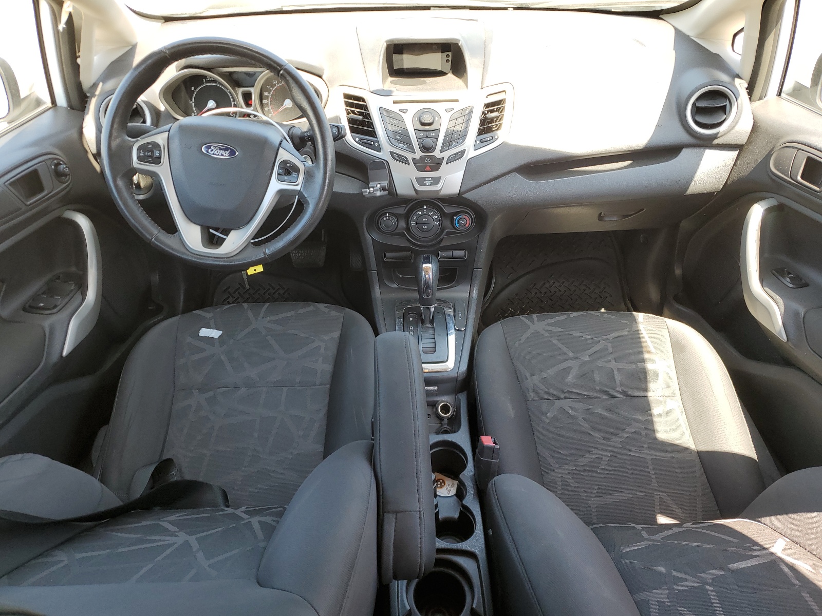 3FADP4EJXDM131175 2013 Ford Fiesta Se