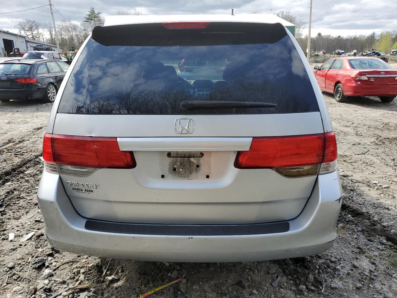 5FNRL3H24AB110087 2010 Honda Odyssey Lx