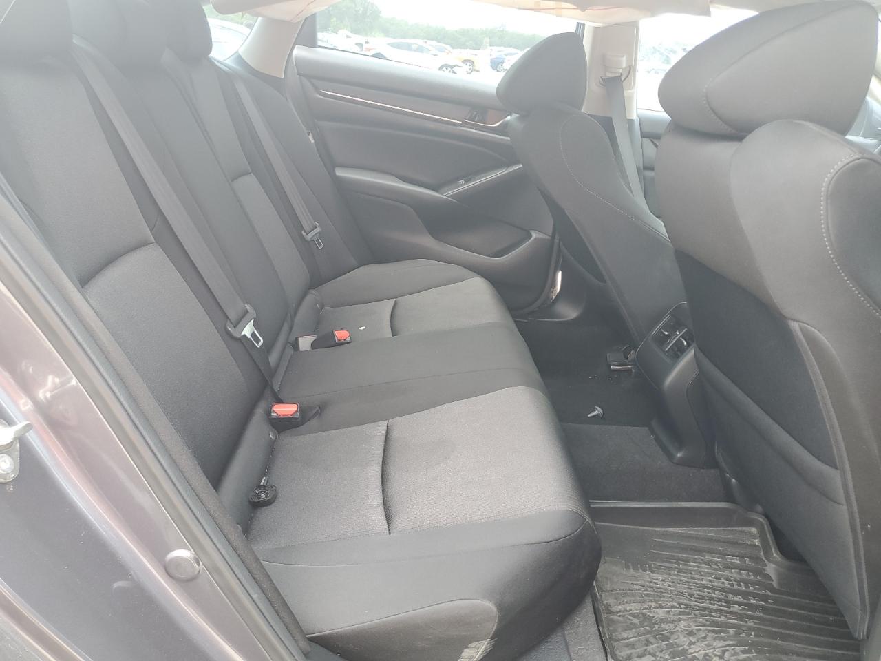 2018 Honda Accord - Image 10