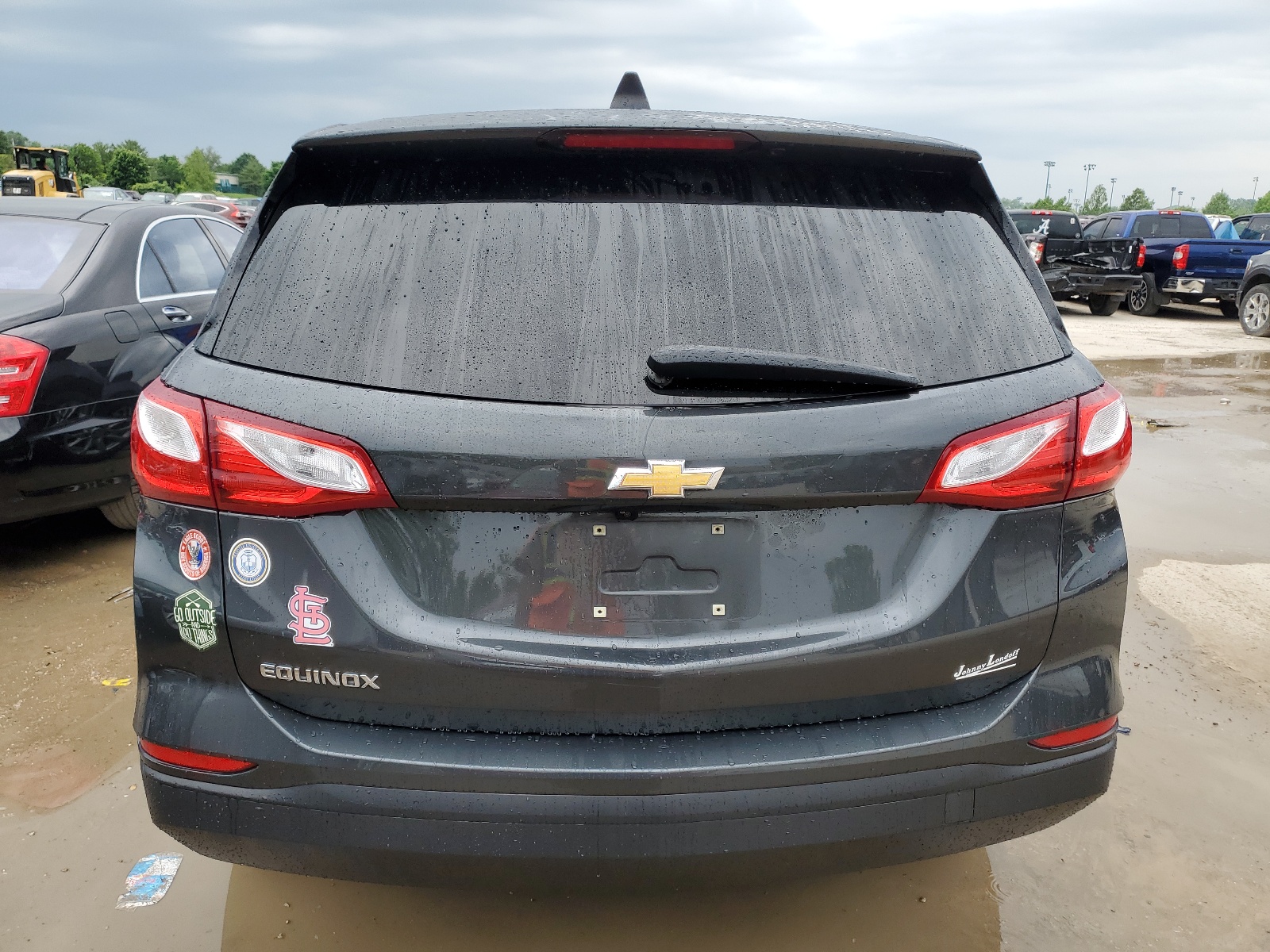 2019 Chevrolet Equinox Ls vin: 2GNAXHEV2K6143536