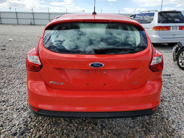  FORD FOCUS 2014 Красный