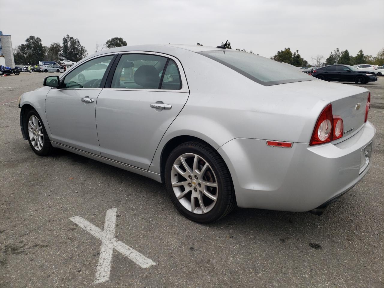 2011 Chevrolet Malibu - Image 2