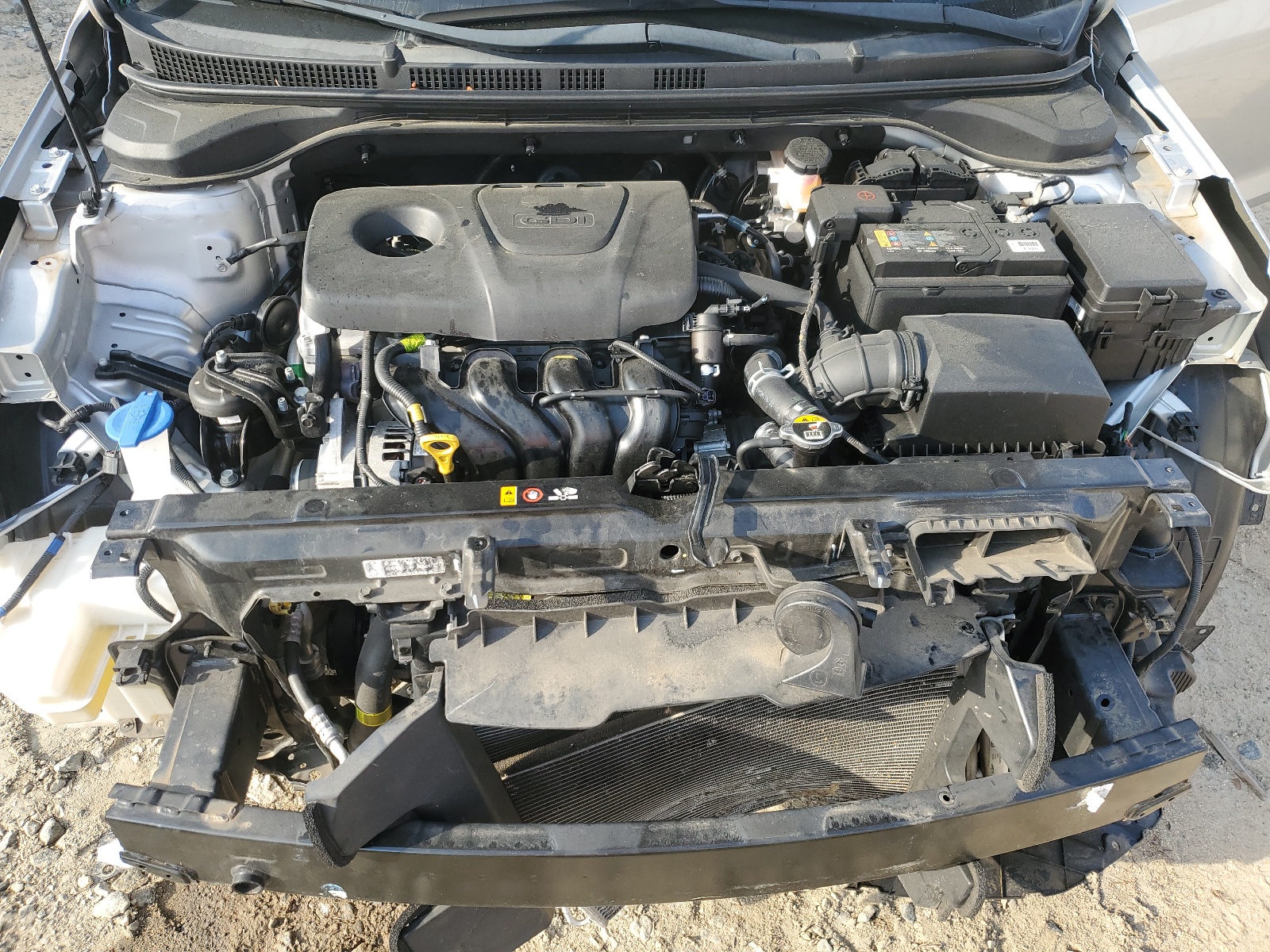 3KPC24A34KE058047 2019 Hyundai Accent Se