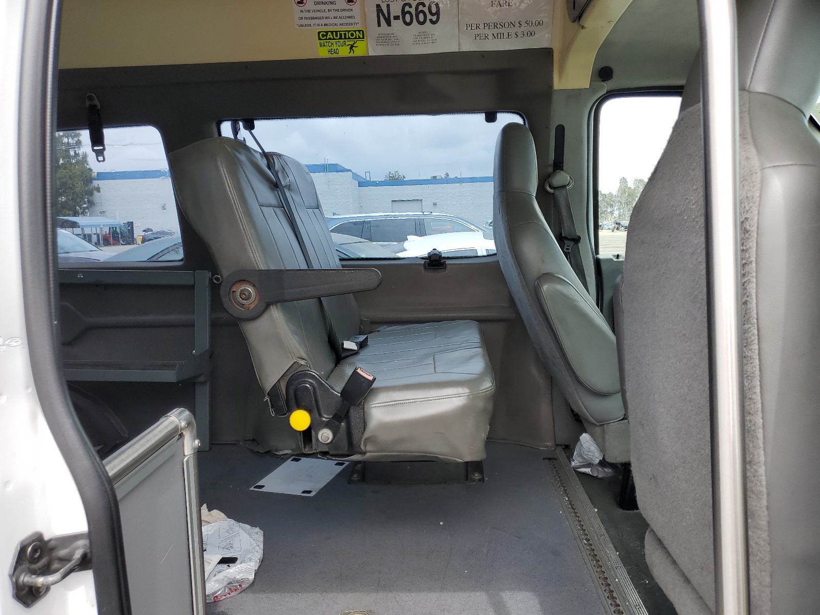 1FTNE1EW3BDA32141 2011 Ford Econoline E150 Van