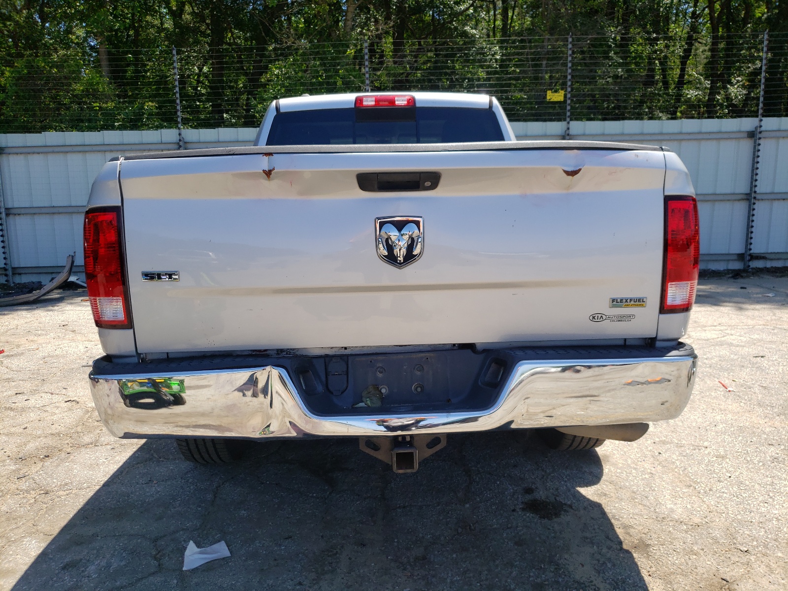 1C6RR6GG5HS682917 2017 Ram 1500 Slt