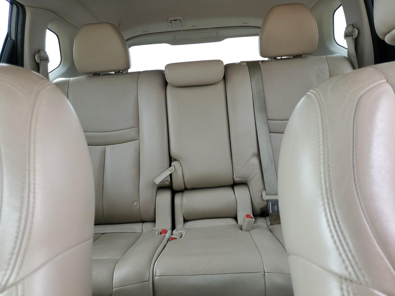 2015 Nissan Rogue S VIN: 5N1AT2MT2FC786155 Lot: 55577884