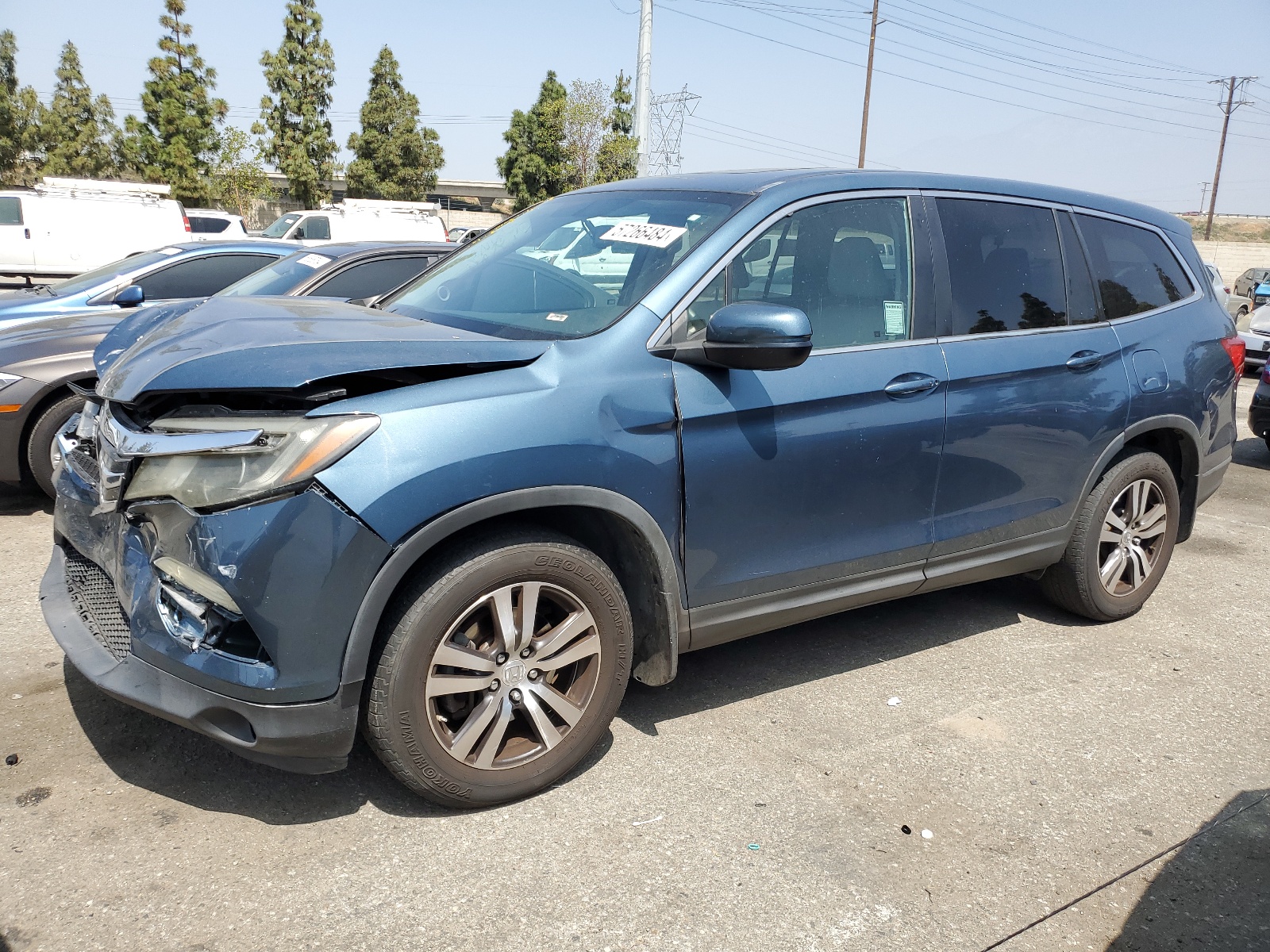 2017 Honda Pilot Exl vin: 5FNYF5H54HB008579