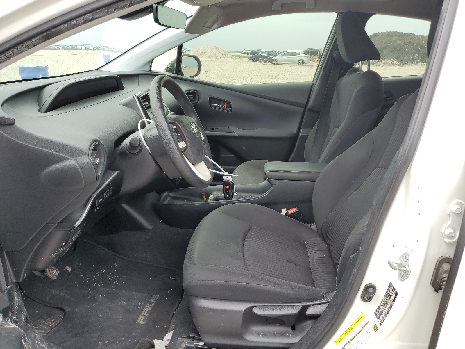 JTDKBRFU8H3042850 2017 Toyota Prius