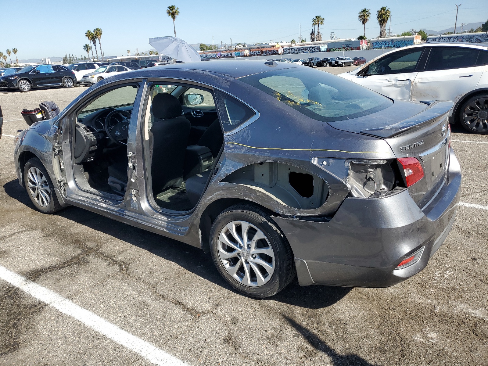 2019 Nissan Sentra S vin: 3N1AB7AP0KY406892