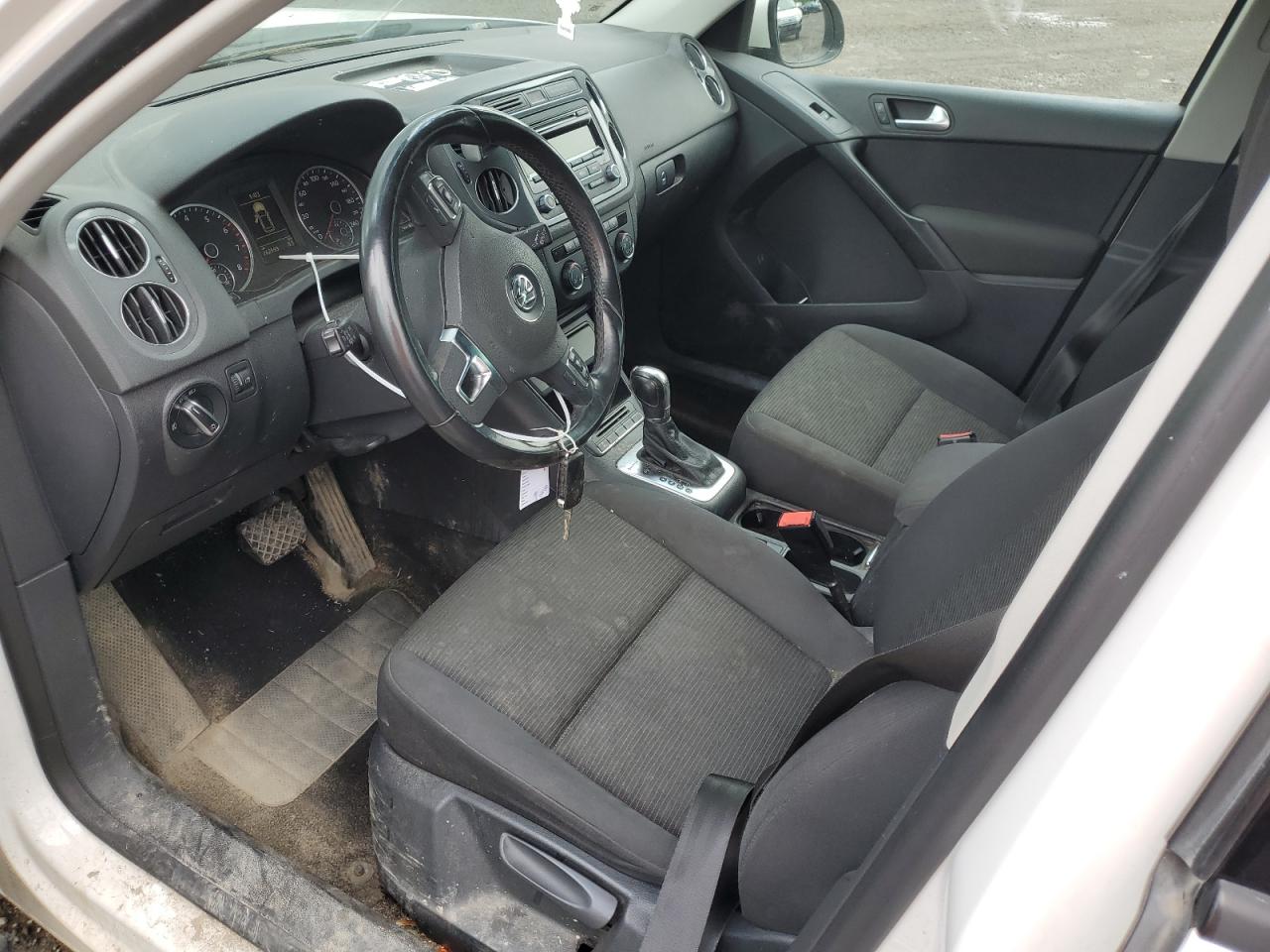 2014 Volkswagen Tiguan S VIN: WVGJV3AX7EW525625 Lot: 54592674