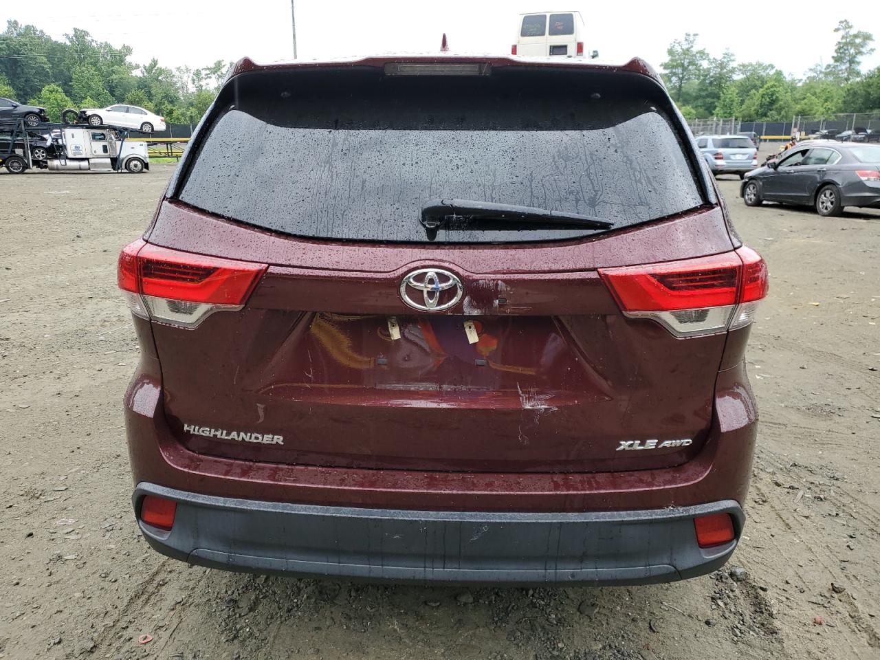 2019 Toyota Highlander Se VIN: 5TDJZRFH8KS938985 Lot: 55344874