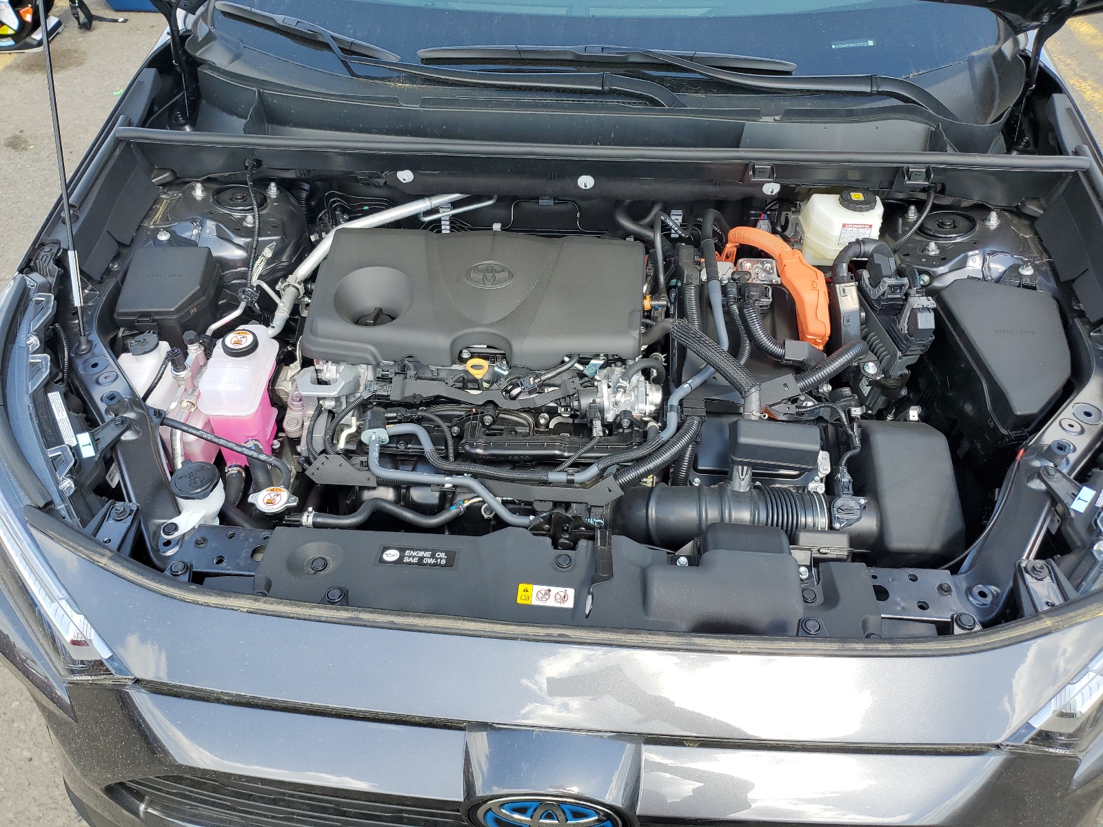 4T3RWRFV0RU122735 2024 Toyota Rav4 Xle