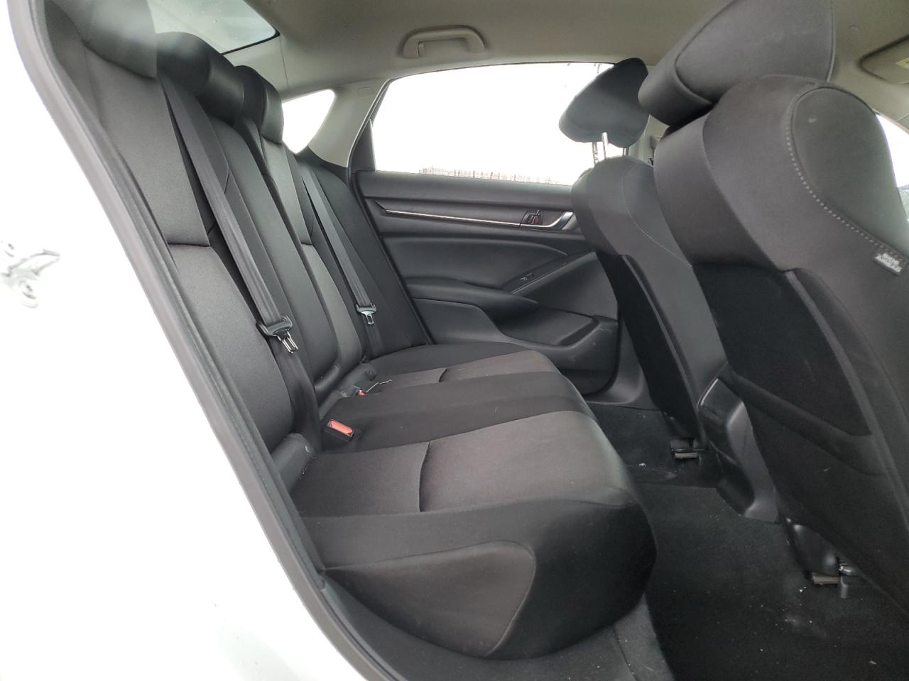 2022 Honda Accord Lx VIN: 1HGCV1F16NA067869 Lot: 54848014