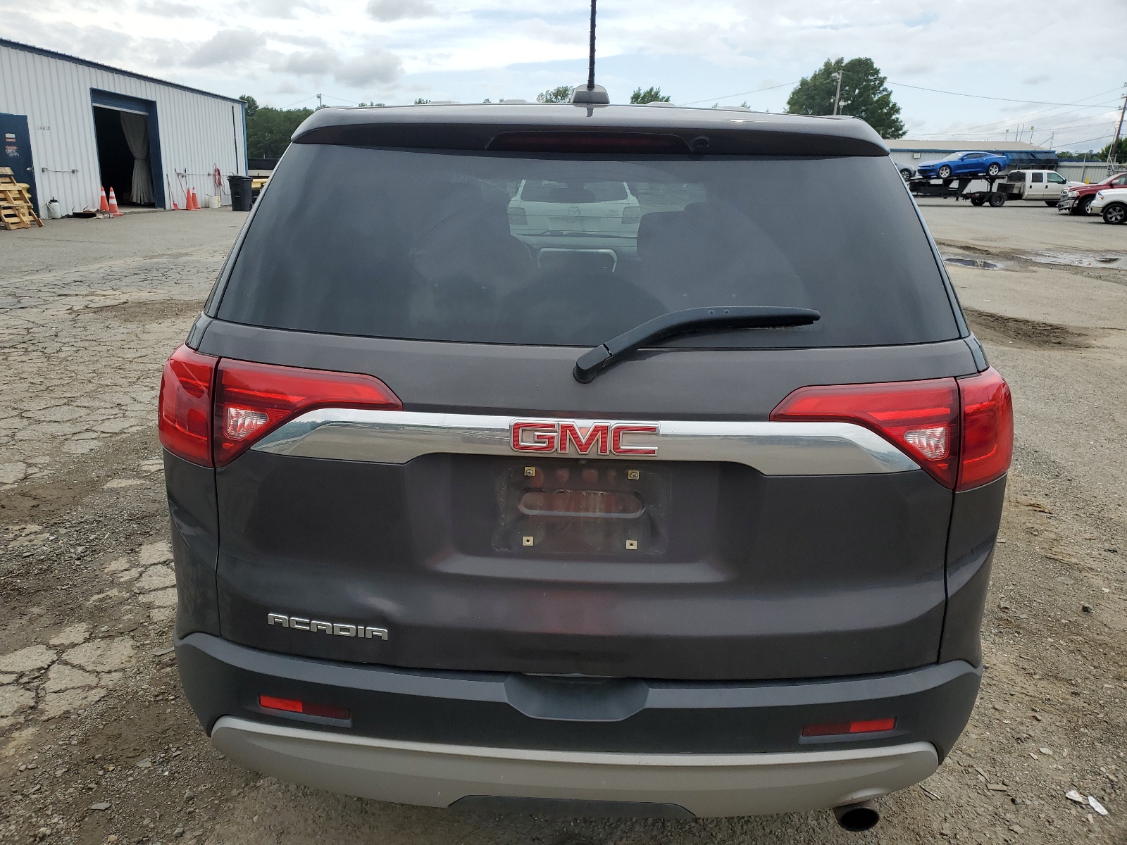 1GKKNKLA7HZ244119 2017 GMC Acadia Sle