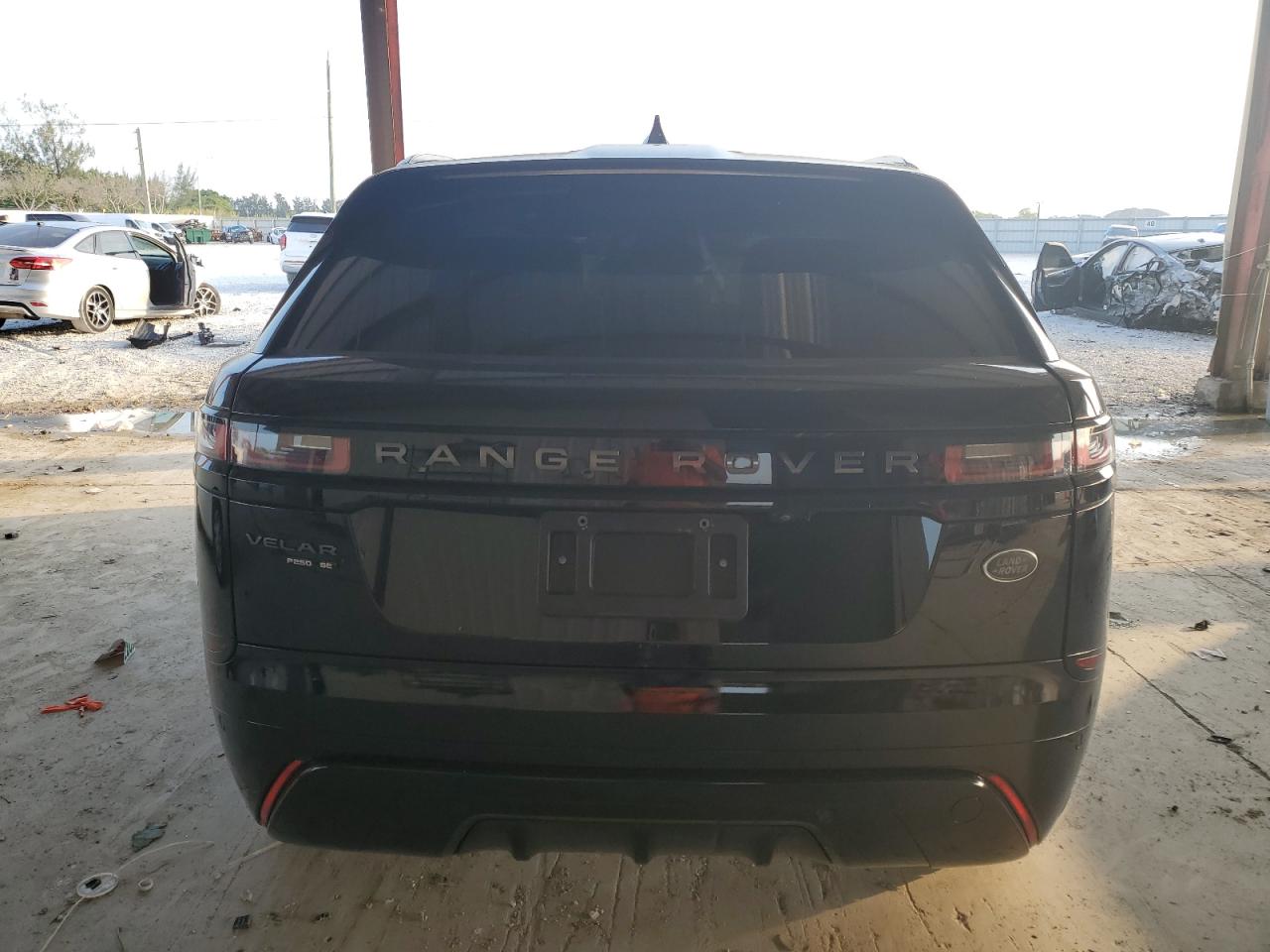 2018 Land Rover Range Rover Velar R-Dynamic Se VIN: SALYL2RX7JA740705 Lot: 54917314