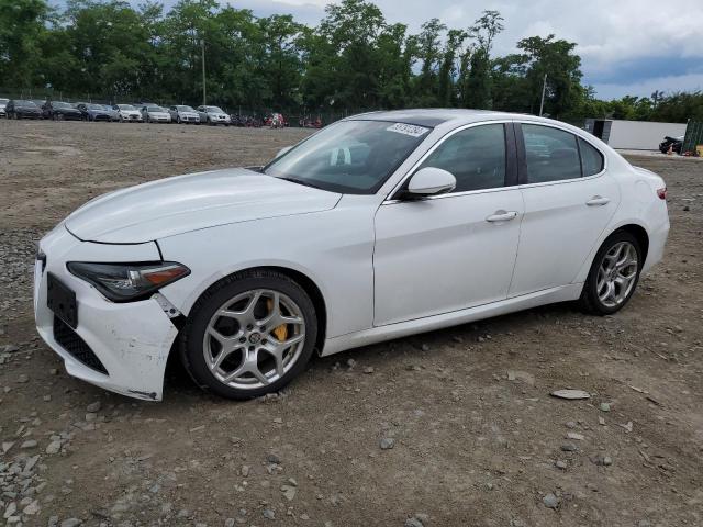 2018 Alfa Romeo Giulia Ti Q4