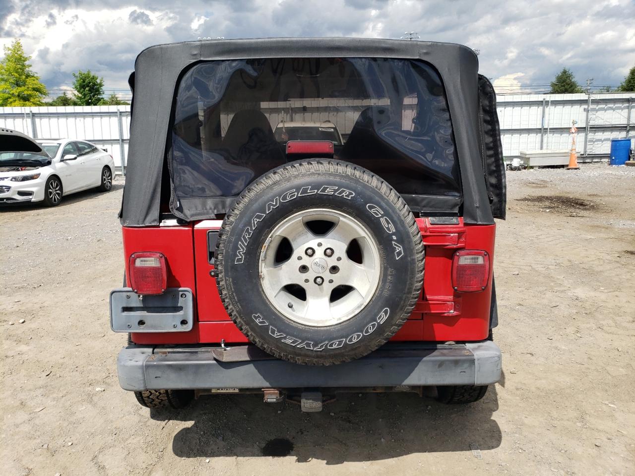 2000 Jeep Wrangler / Tj Sport VIN: 1J4FA49S2YP712249 Lot: 56763744