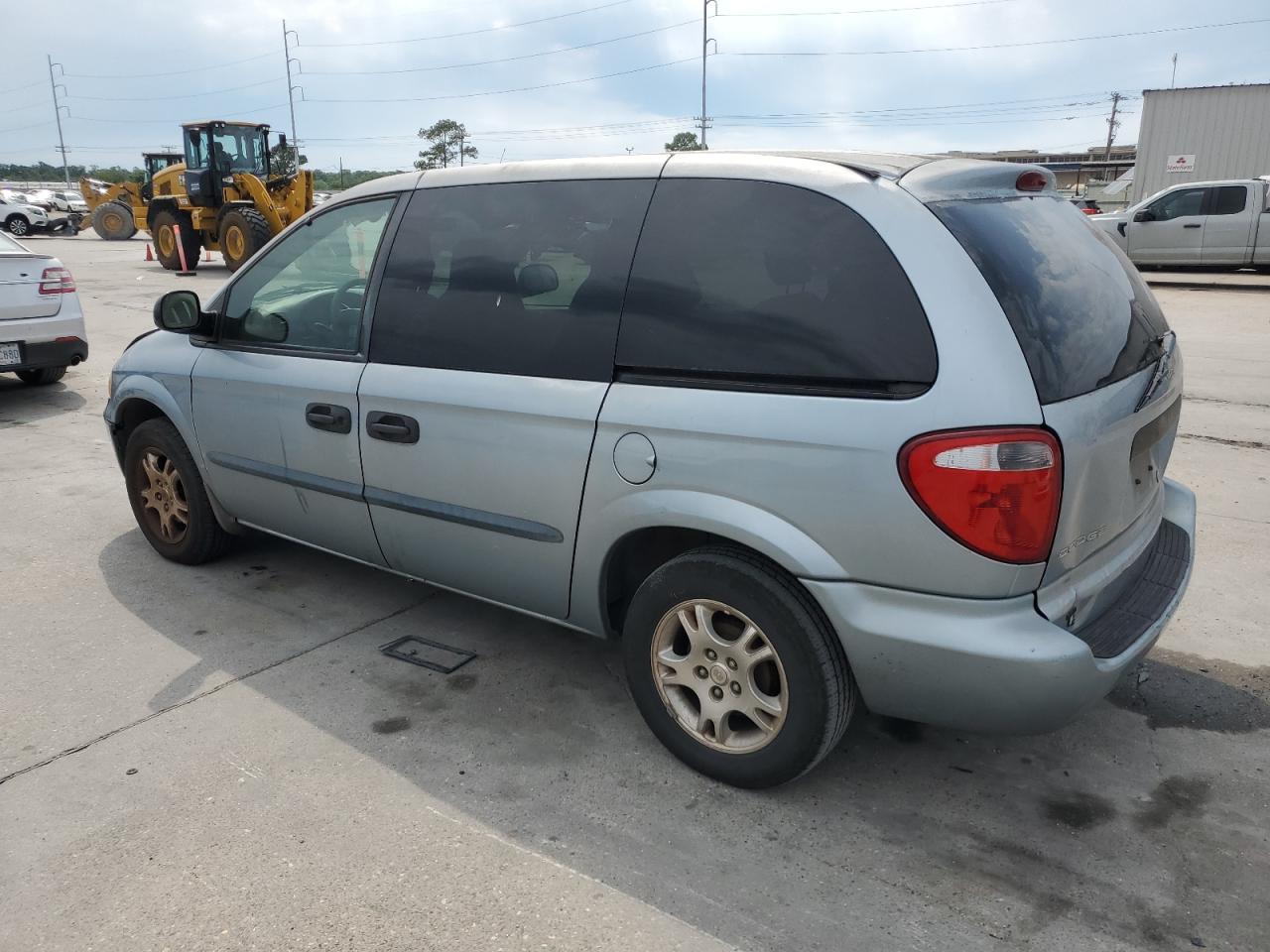 2003 Dodge Caravan - Image 2