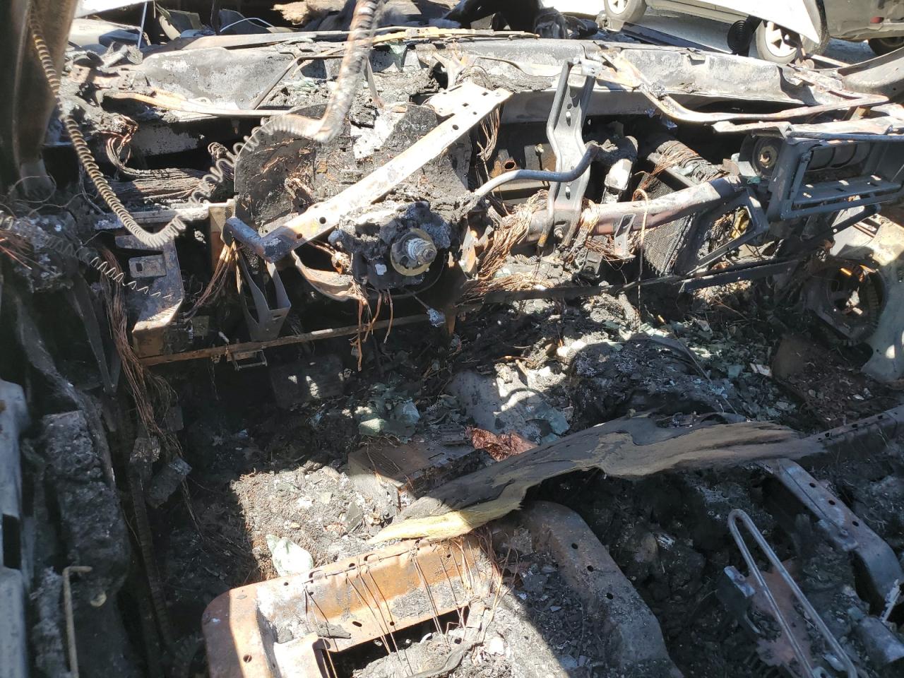 2004 Chevrolet Tahoe K1500 VIN: 1GNEK13T74J238494 Lot: 56436964