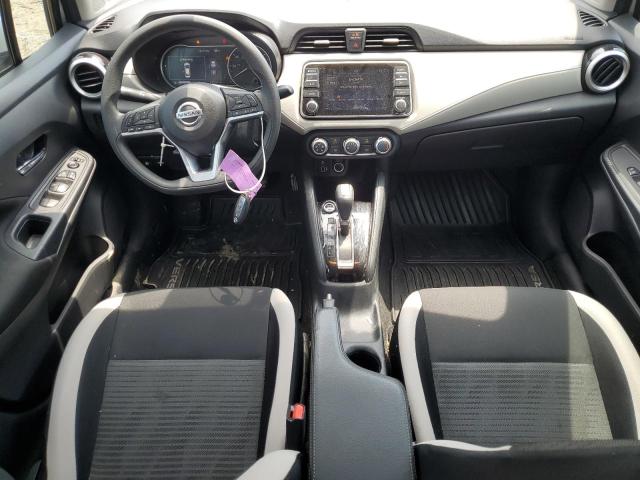  NISSAN VERSA 2021 Сріблястий