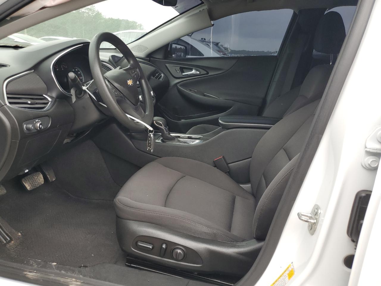 2021 Chevrolet Malibu - Image 7