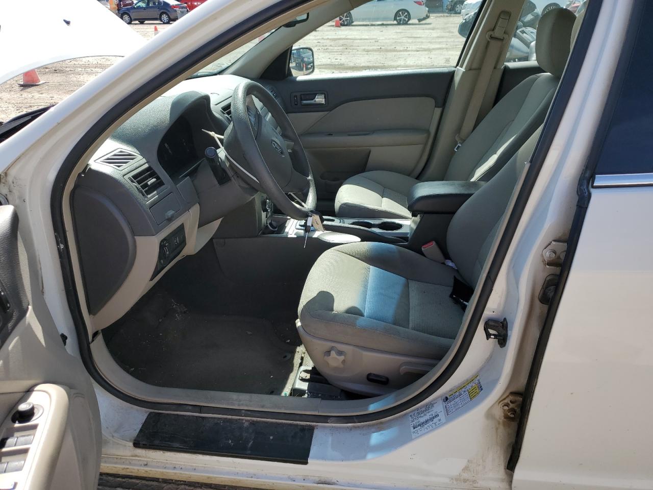 2010 Ford Fusion Se VIN: 3FAHP0HA9AR277300 Lot: 52301294